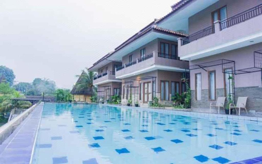 Bumi Gumati Convention Resort Bogor Exterior photo